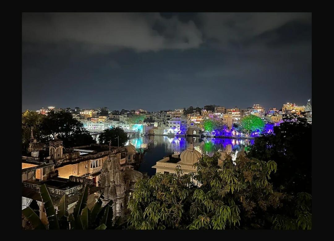 Hotel Shiv Palace ウダイプル エクステリア 写真