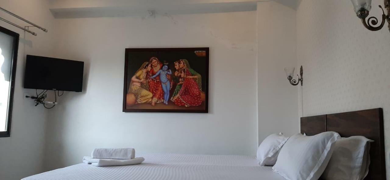 Hotel Shiv Palace ウダイプル エクステリア 写真