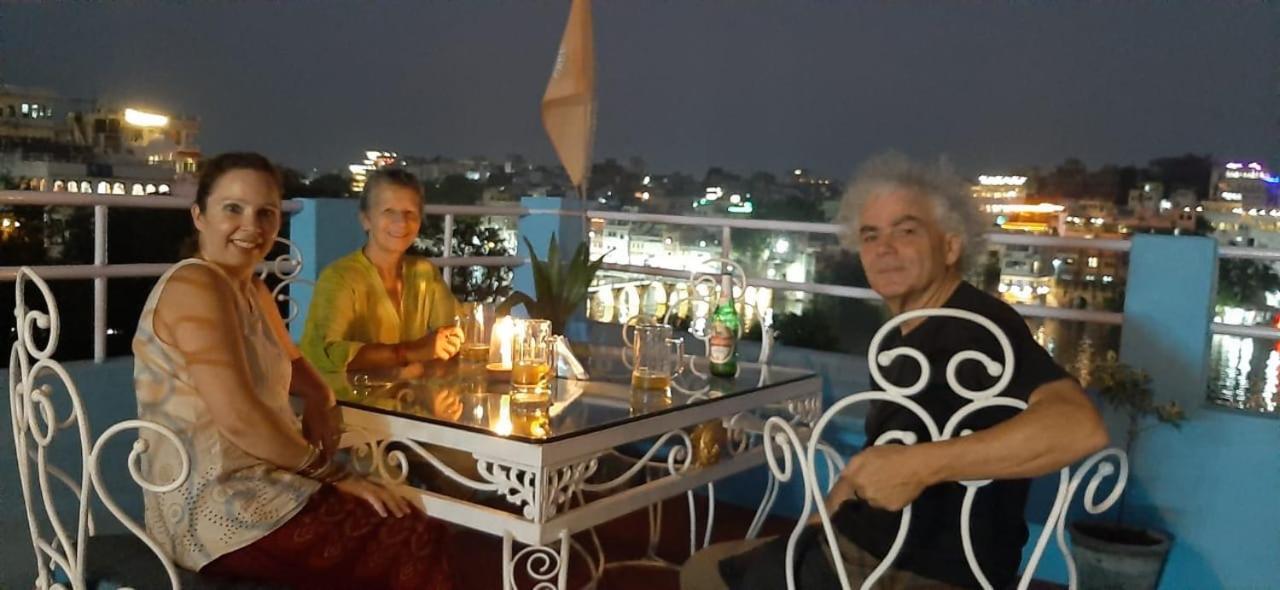 Hotel Shiv Palace ウダイプル エクステリア 写真